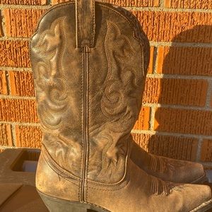 Laredo cowboy with leopard